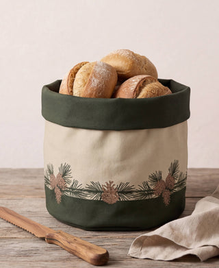 Panera Pinewood Charm