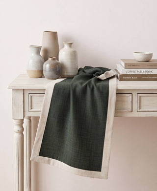 Camino de Mesa Night Forrest Linen
