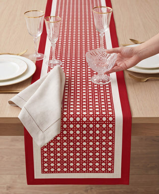 Camino de Mesa Dark Red Rattan
