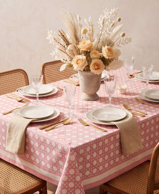Mantel Petal Pink Rattan