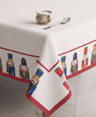 Mantel Cream Nutcracker