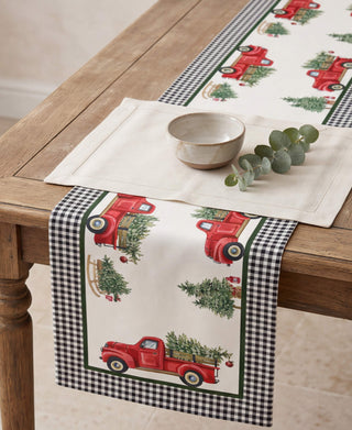Red Truck Camino de Mesa Semi Impermeable