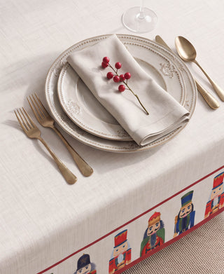 Mantel Cream Nutcracker