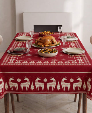 Mantel Red Scandinavian Christmas