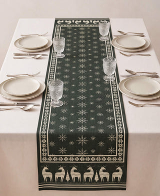 Camino de Mesa Green Scandinavian Christmas