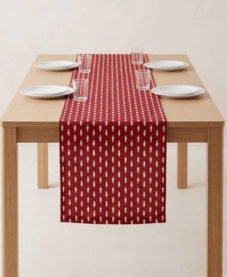Red Pine Camino de Mesa Semi Impermeable