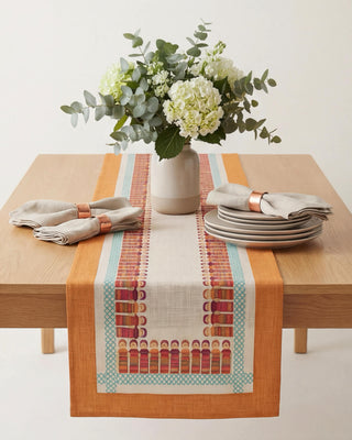 Camino de Mesa Quitapenas Gold Sienna Linen